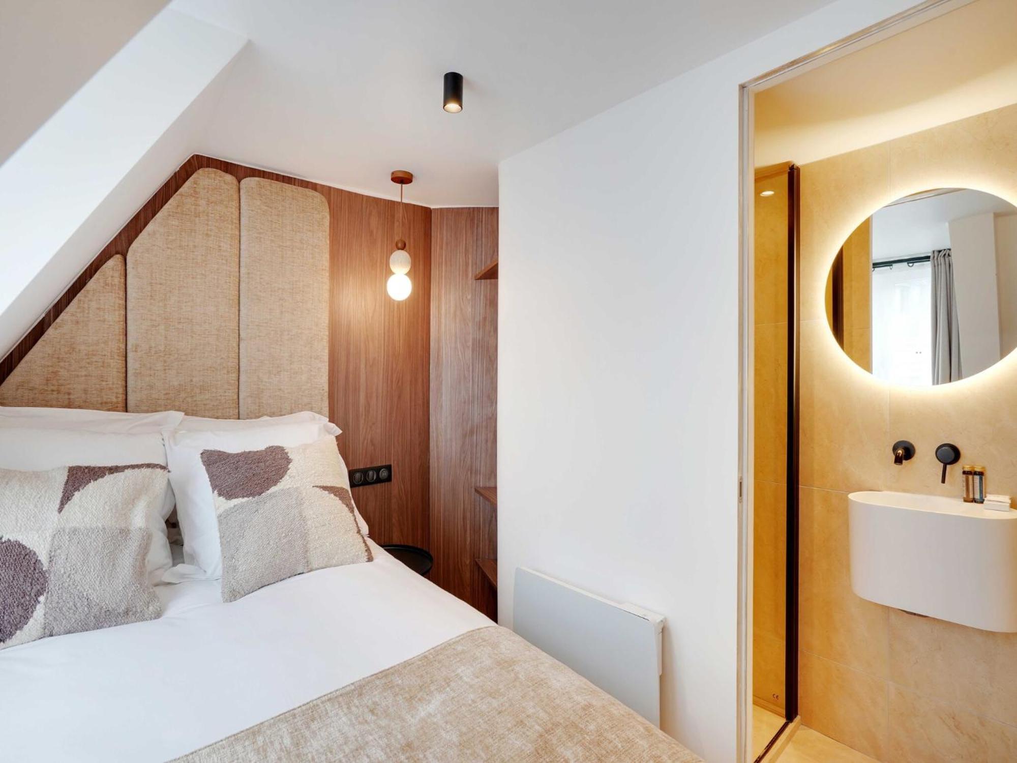Cosy And Modern - 2p - Saint Lazare 8eme * Parijs